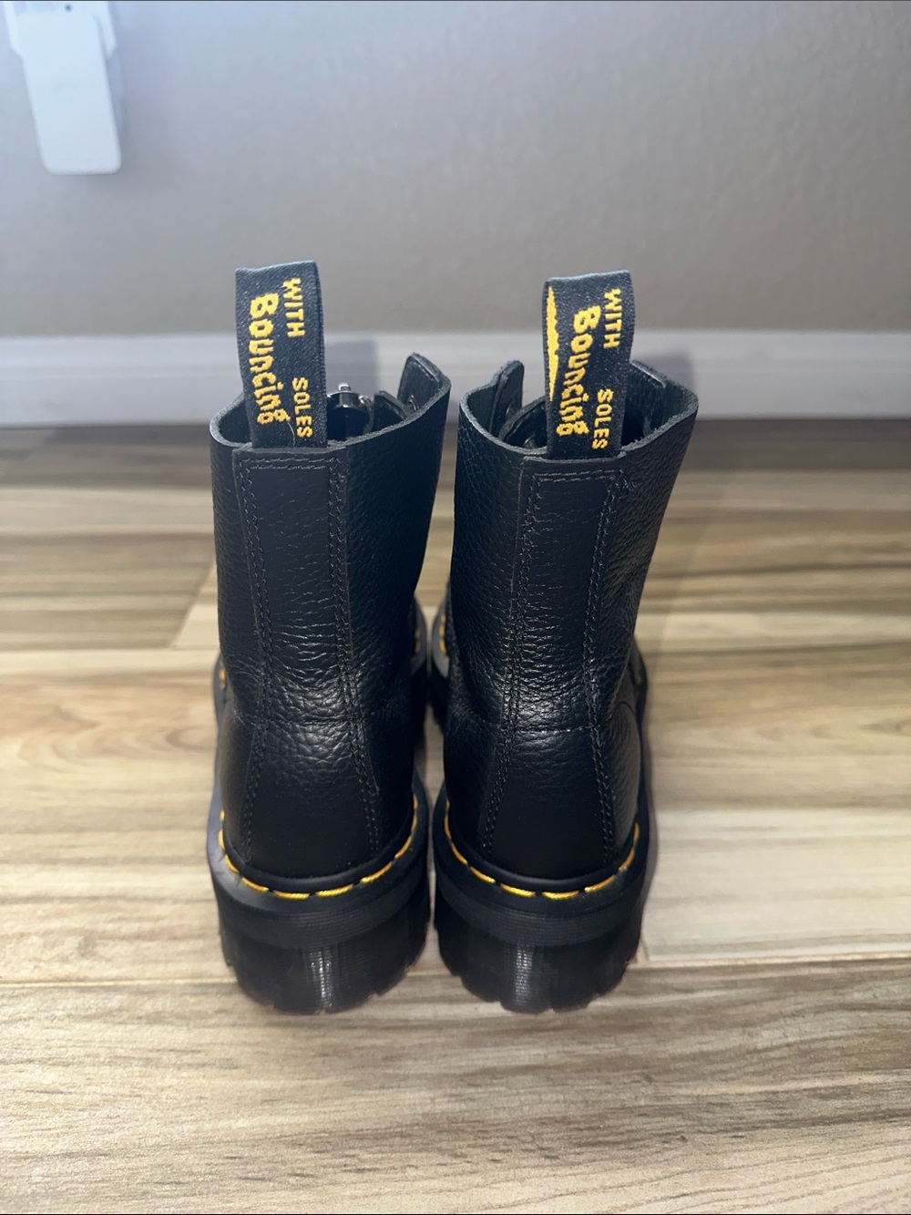 Dr. Martens Sinclair boots - Picture 6 of 6
